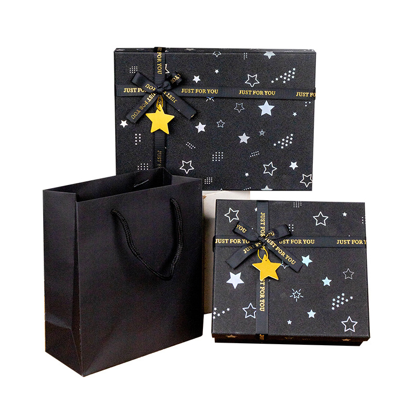 Black Star Gift Box With Ribbo - Packaging recension och pris