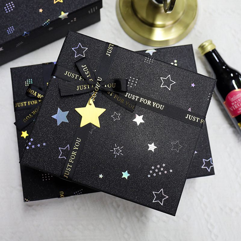 Black Star Gift Box With Ribbo - Packaging recension och pris